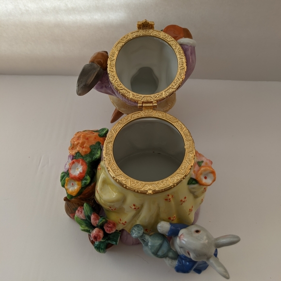 Mother Rabbit Trinket Box - Picture 3 of 8